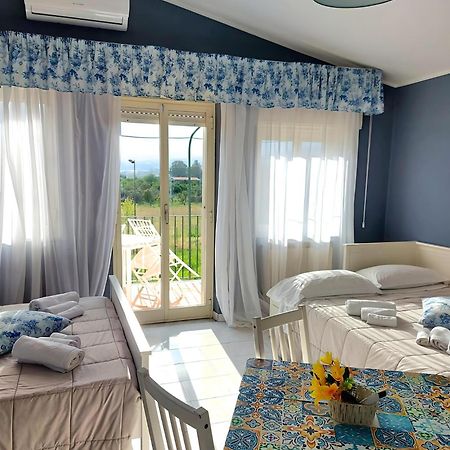 Villa Nadira Giardini Naxos Eksteriør bilde
