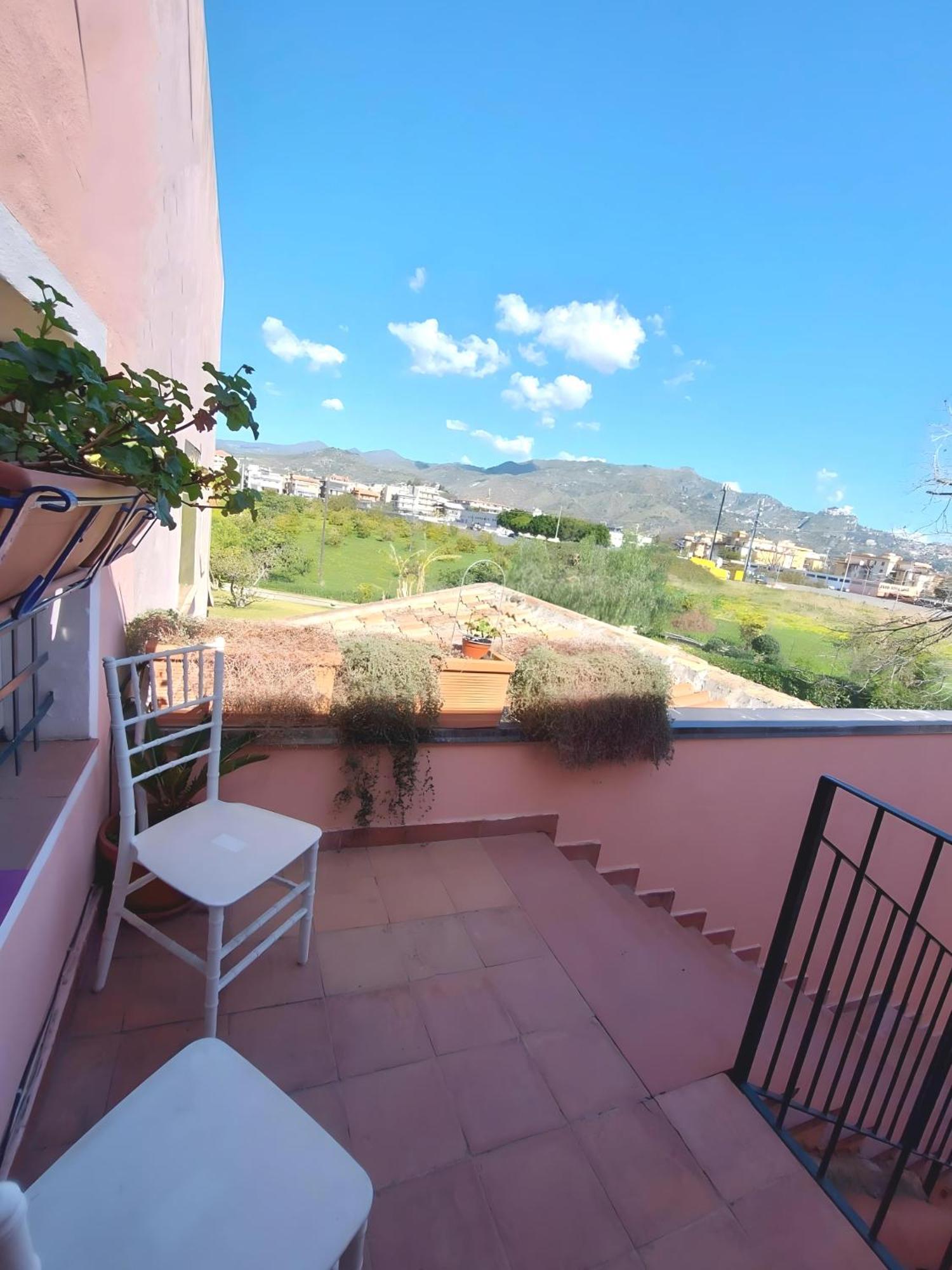 Villa Nadira Giardini Naxos Eksteriør bilde