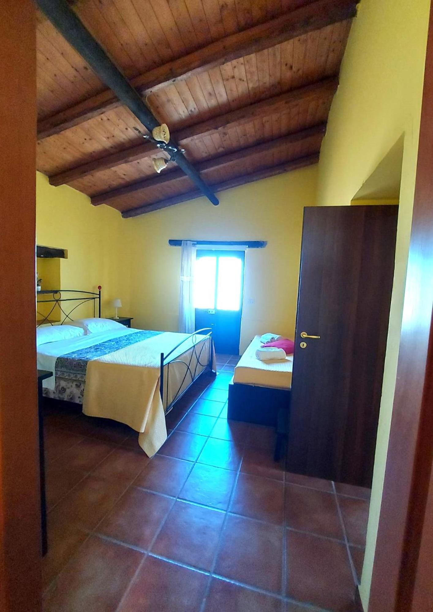 Villa Nadira Giardini Naxos Eksteriør bilde