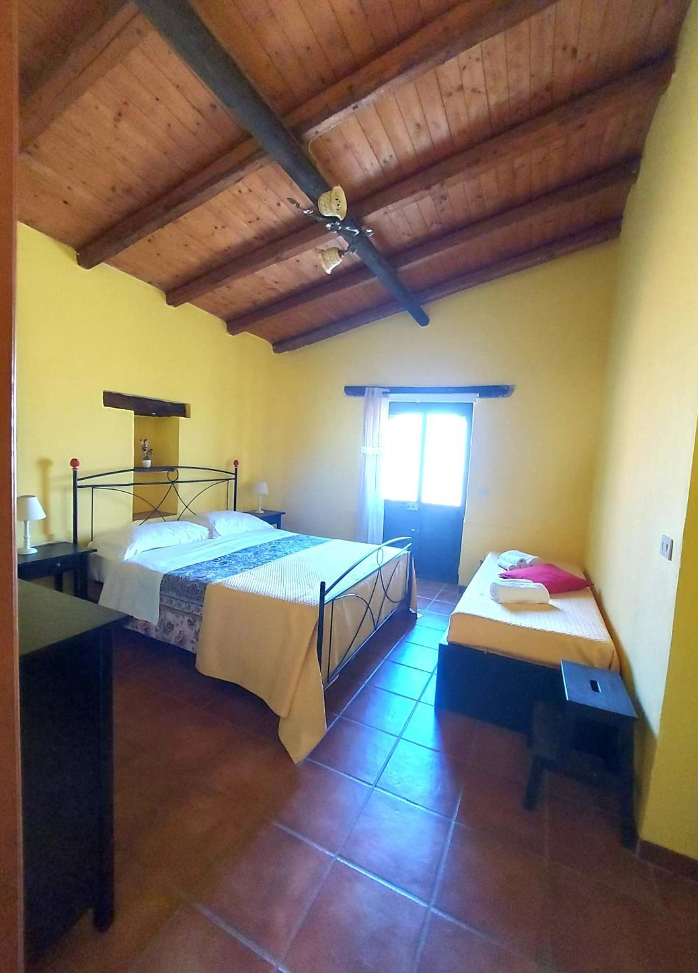 Villa Nadira Giardini Naxos Eksteriør bilde