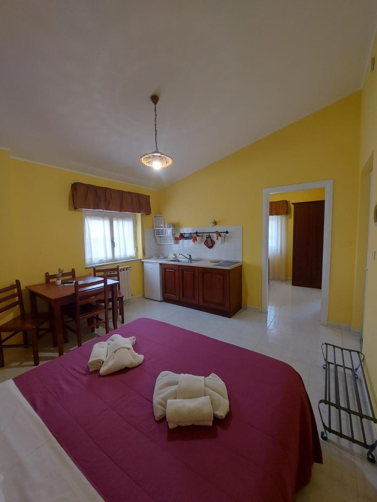 Villa Nadira Giardini Naxos Eksteriør bilde