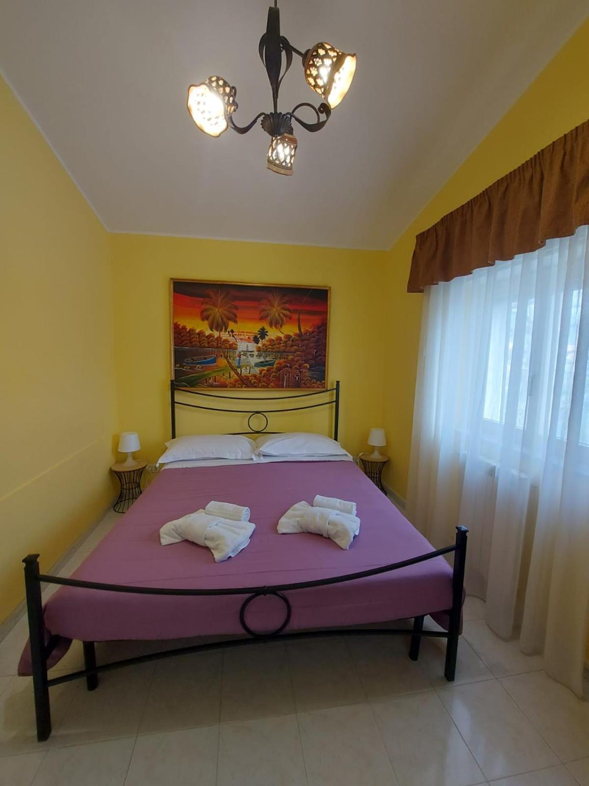 Villa Nadira Giardini Naxos Eksteriør bilde